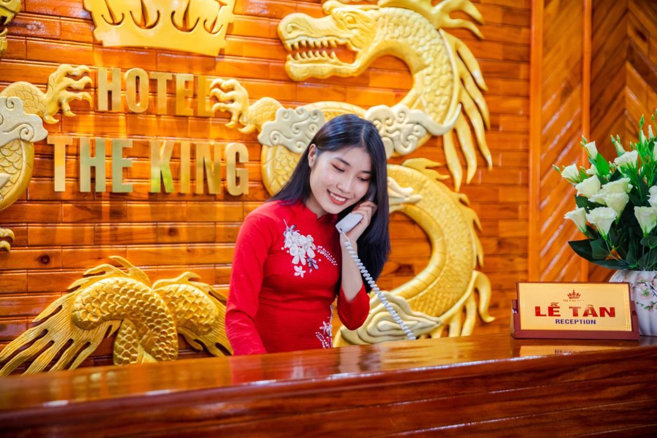 Theking Hotel Huong Gia Bagian luar foto