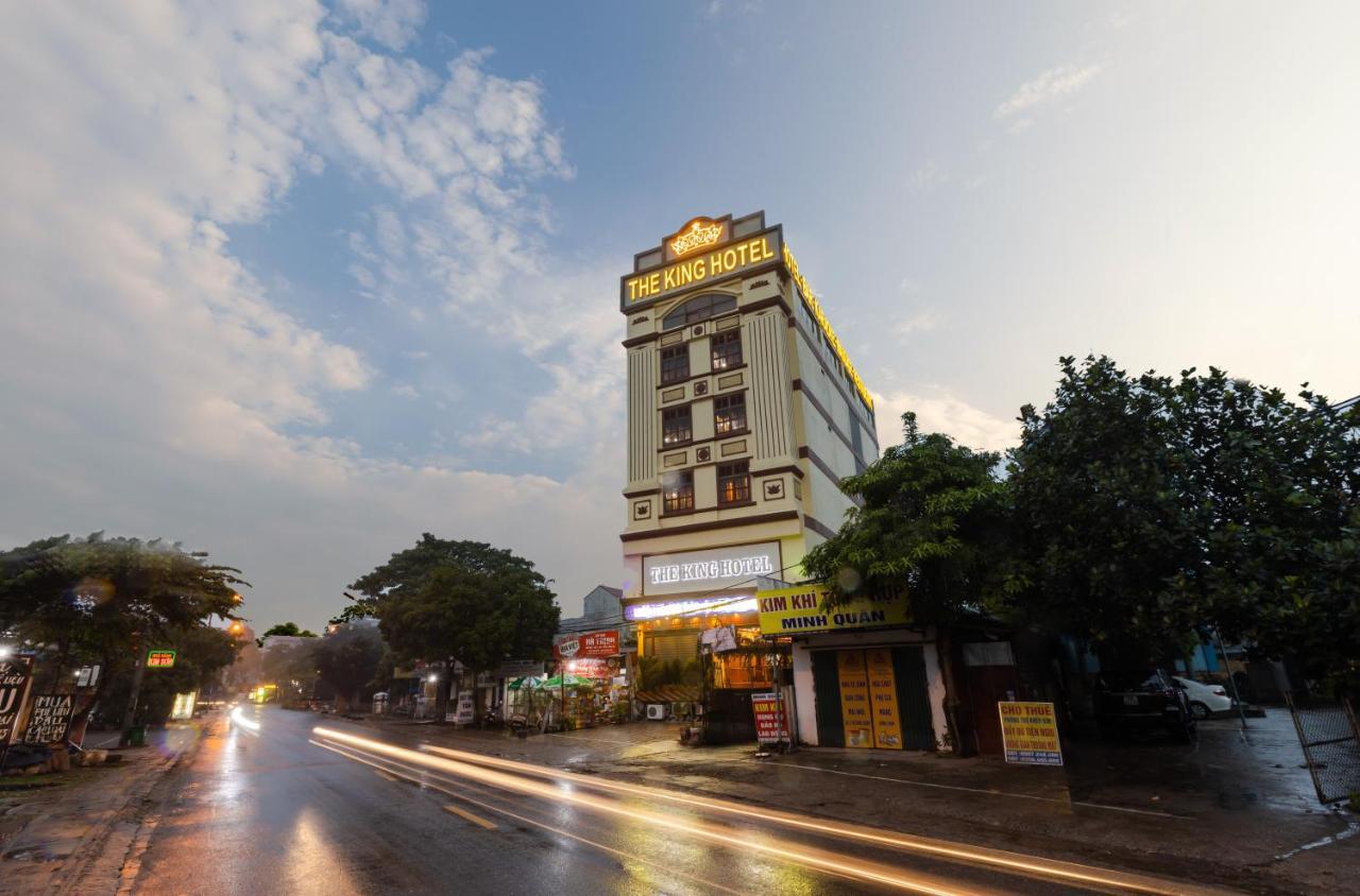 Theking Hotel Huong Gia Bagian luar foto