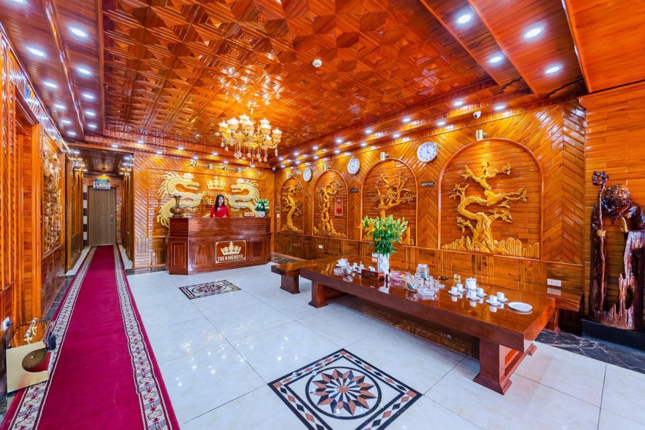 Theking Hotel Huong Gia Bagian luar foto