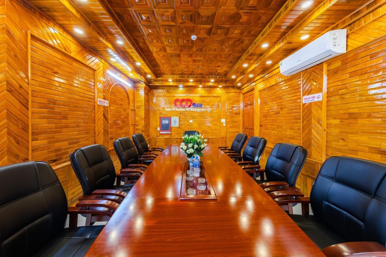 Theking Hotel Huong Gia Bagian luar foto